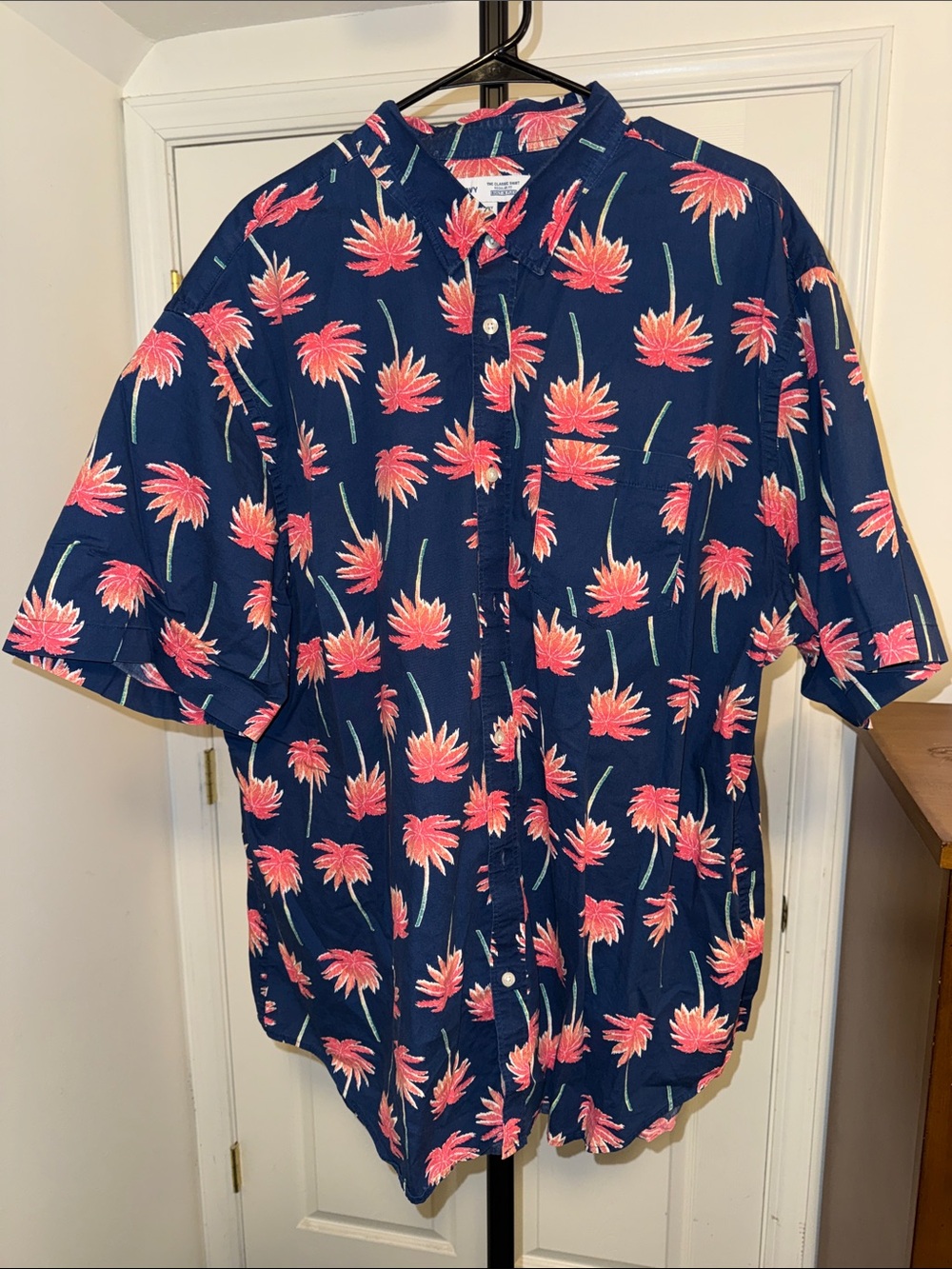 Old Navy 3XLT Navy Short-Sleeve Button-Down with Coral Palm Print